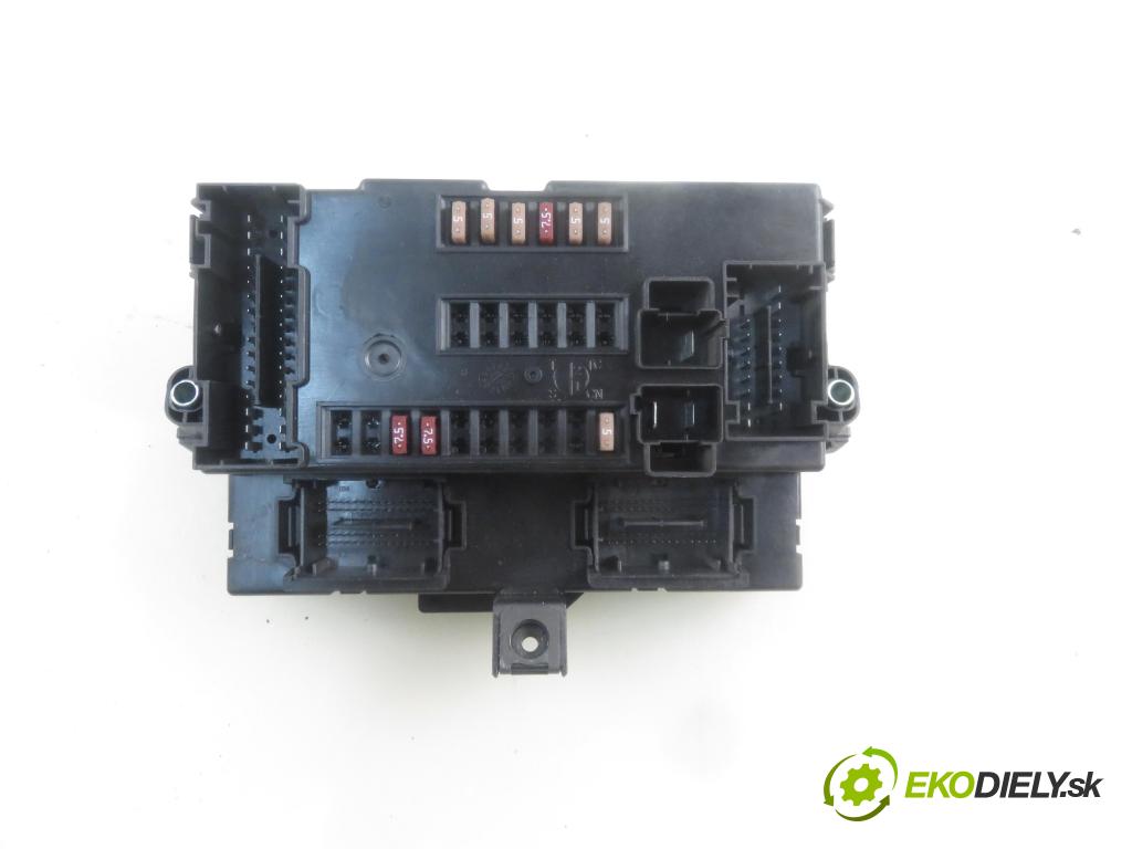 IVECO DAILY VI Furgon FURGON 2020 100,00 3.0 NaturalPower 136 - F1CFA401C 2998,00 MODUL BSI 5802805102