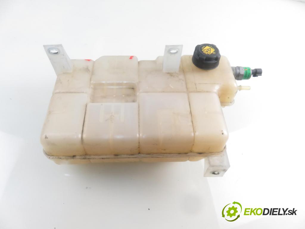 IVECO DAILY VI Furgon FURGON 2020 100,00 3.0 NaturalPower 136 - F1CFA401C 2998,00 Nádržka KOMPENZAČNÉ: F13025S