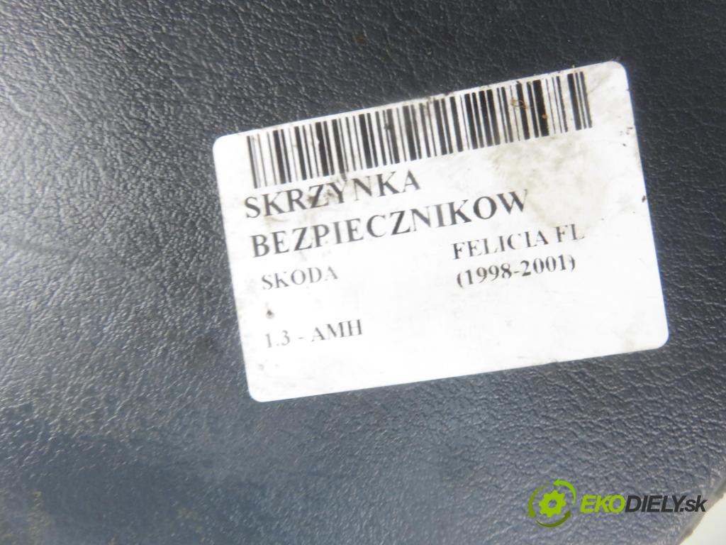 SKODA FELICIA II (6U1) HB 1999 50,00 1.3 MPI 68 1289,00 Skrinka POJISTKY: 6U0937025