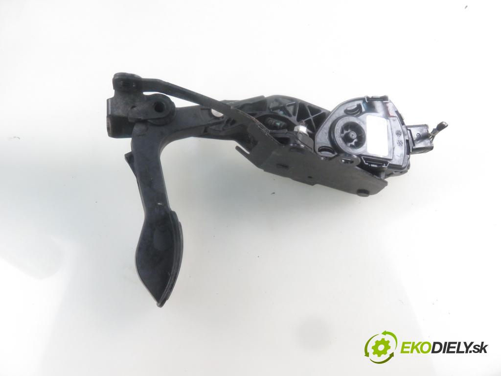 CITROEN JUMPY Skrzynia FURGON 2007 88,00 2.0 HDi 120 - RHK (DW10UTED4) 1997,00 Potenciometer plynu 1400838680 ; 6PV00908309 (Pedále)