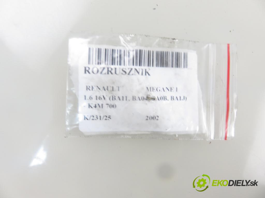 RENAULT MEGANE I (BA0/1_) HB 2002 79,00 1.6 16V 107 - K4M 700 1598,00 Štartér 105119F (Štartéry)