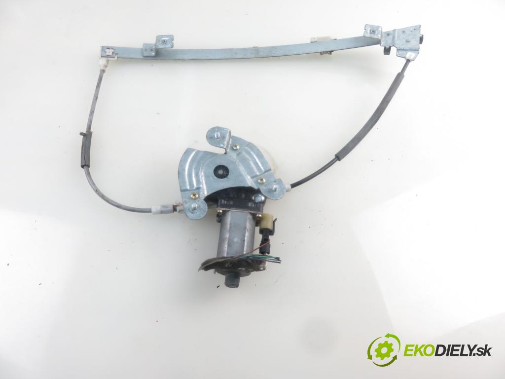 RENAULT MEGANE I (BA0/1_) HB 2002 79,00 1.6 16V 107 - K4M 700 1598,00 mechanismus oken 0130821720
