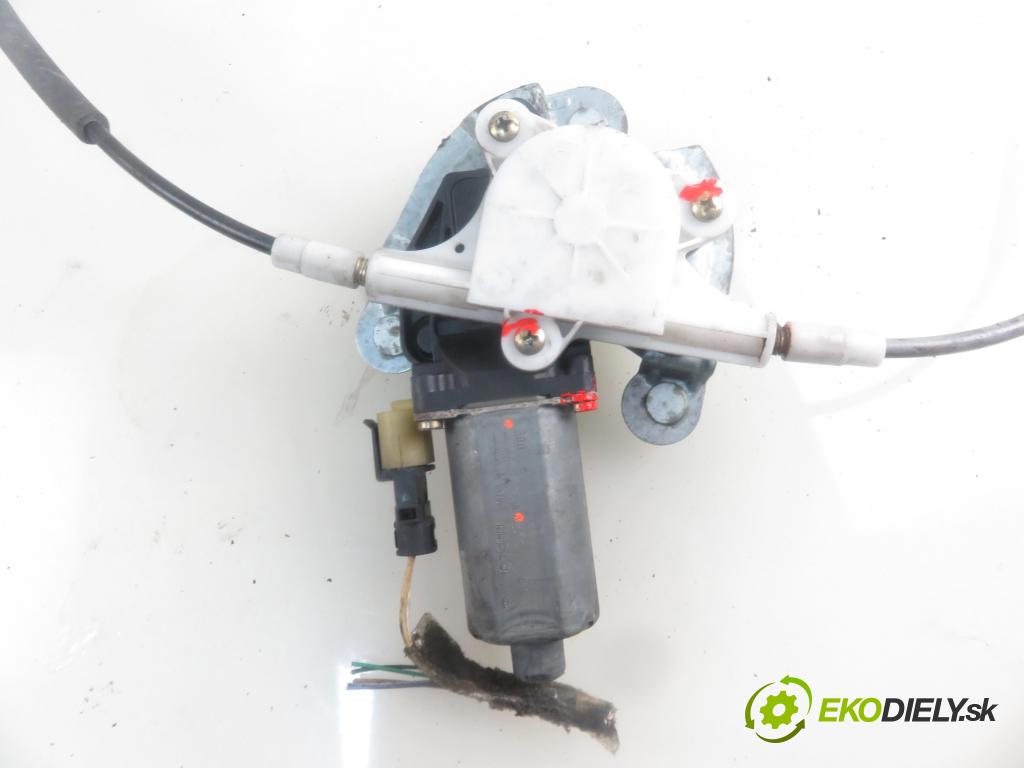 RENAULT MEGANE I (BA0/1_) HB 2002 79,00 1.6 16V 107 - K4M 700 1598,00 mechanismus oken 0130821720