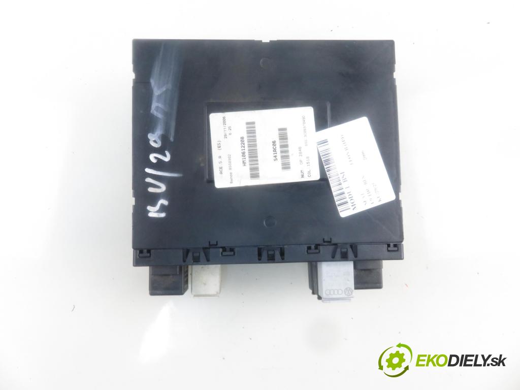 SEAT LEON (1P1) HB 2006 77,00 1.9 TDI - BLS 1896,00 MODUL BORDNETZ 3C0937049D