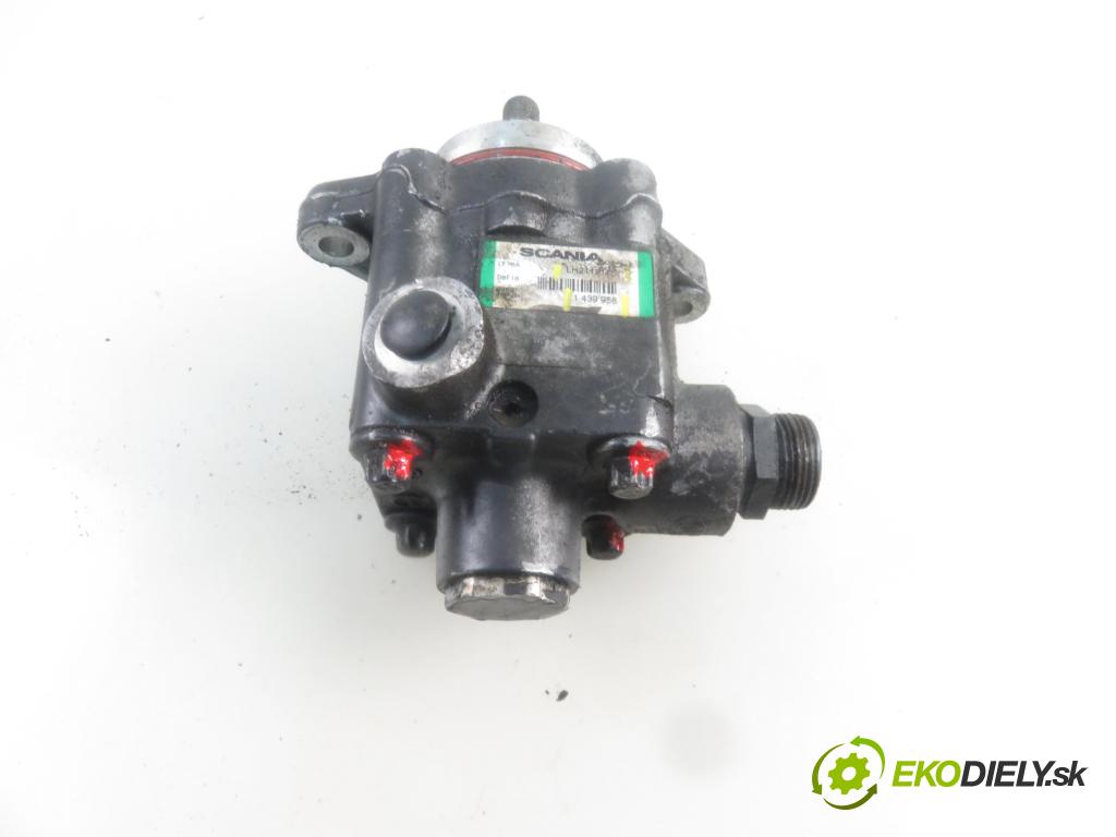 SCANIA R I CIĄGNIK SIODŁOWY 2016 331,00 R450 R6 - DC 13.147 euro6 12742,00 Pumpa servočerpadlo LH2112170 ; 1439958 (Servočerpadlá, pumpy riadenia)