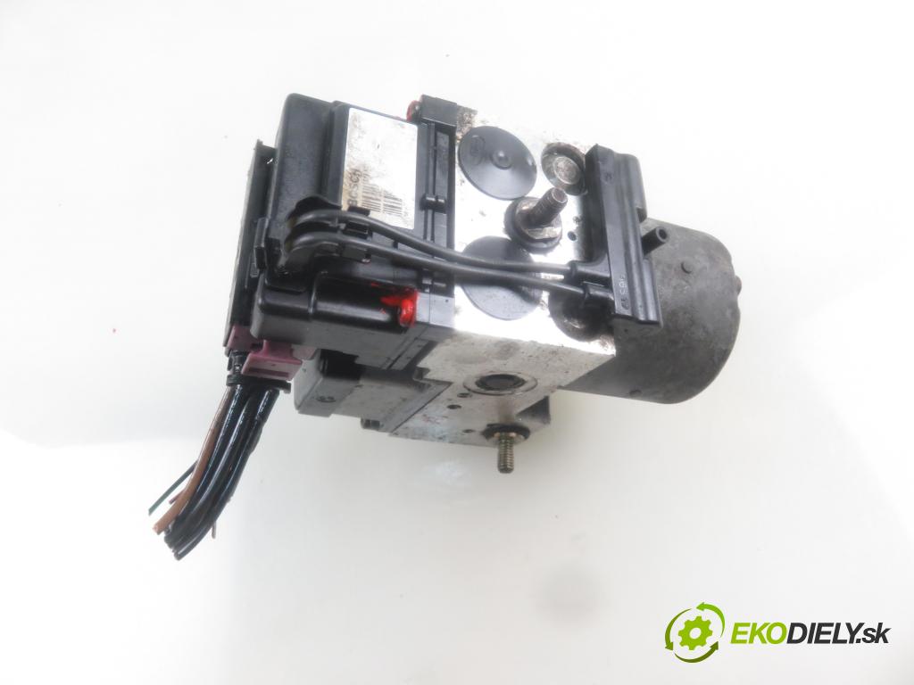 OPEL ASTRA G Kombi (T98) KOMBI 2000 100,00 2.0 16V - X 20 XEV 1998,00 Pumpa ABS 90581418 ; 0265220531 (Pumpy ABS)