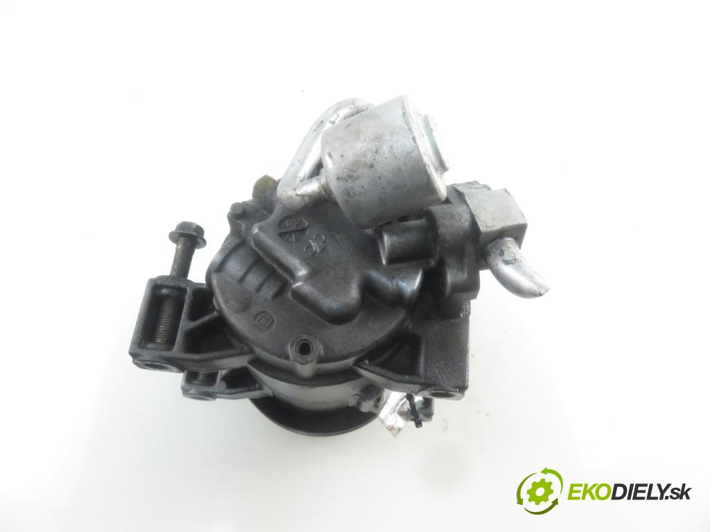 NISSAN ALMERA II (N16) HB 2000 81,00 2.2 Di - YD22DDT 2184,00 KOMPRESOR: klimatizácie  (Kompresory klimatizácie)