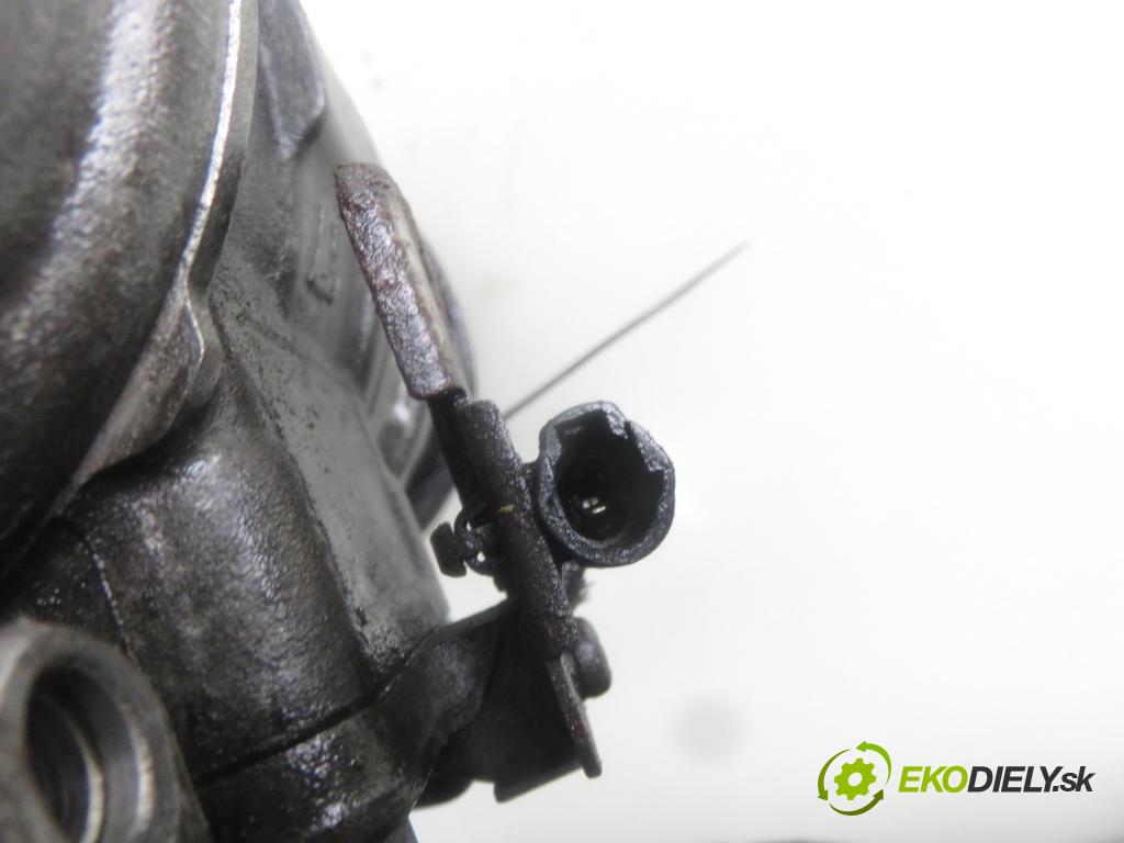 JAGUAR XJ (X308) SEDAN 1998 174,00 3.2 V8 237 - AJ32 3248,00 KOMPRESOR: klimatizácie 447200 (Kompresory klimatizácie)