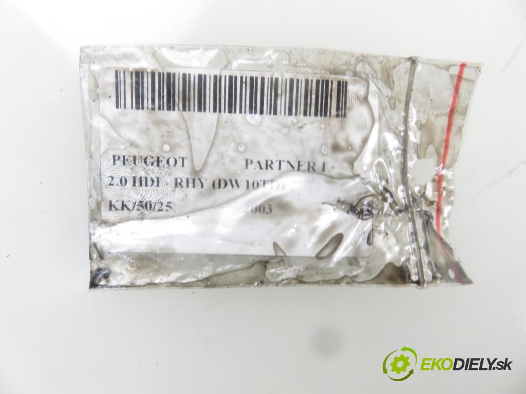 PEUGEOT PARTNER Combispace (5F) KOMBIVAN 2003 66,00 2.0 HDI - RHY (DW10TD) 1997,00 KOMPRESOR: klimatizácie 9646416780 (Kompresory klimatizácie)