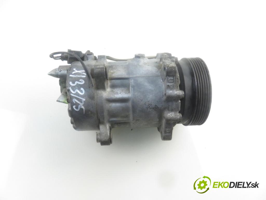 VW BORA (1J2) SEDAN 2000 66,00 1.9 TDI 90 - ALH 1896,00 KOMPRESOR: klimatizácie  (Kompresory klimatizácie)