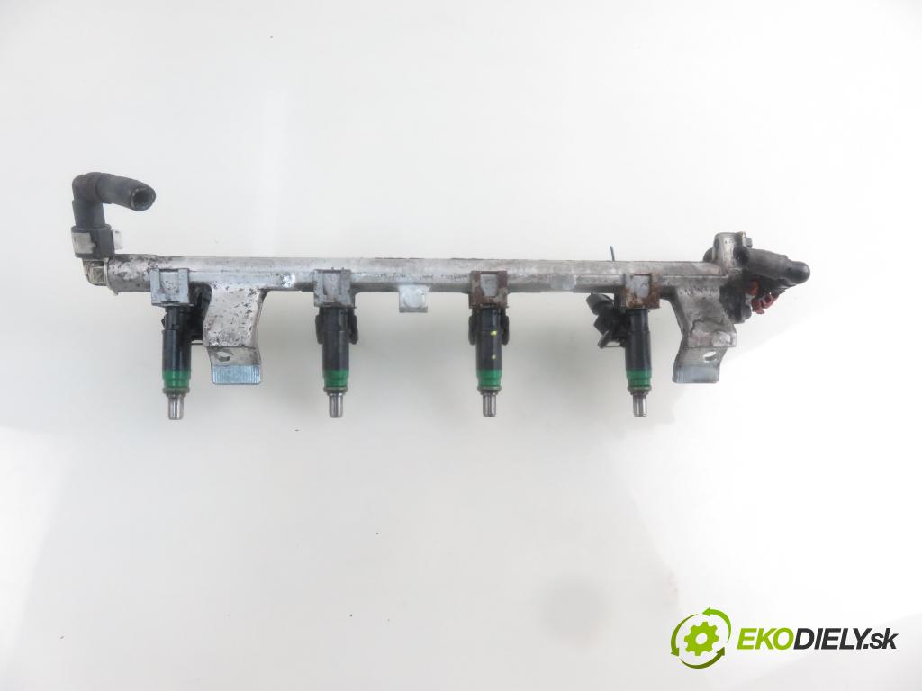 FORD FOCUS (DAW, DBW) HB 2003 74,00 1.6 16V 100 - FYDA 1596,00 Lišta vstrekovacia 2N19H487BB ; 98MFBB (Vstrekovacie lišty)