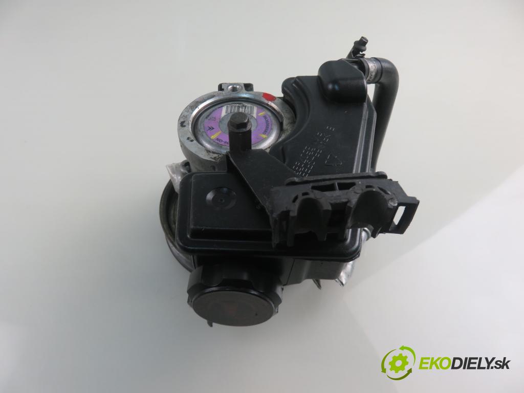 PEUGEOT 206 liftback (2A/C) HB 2002 440,00 1.1 i - HFX (TU1JP) 1124,00 Pumpa servočerpadlo 9636868880 ; 26079836QN (Servočerpadlá, pumpy riadenia)