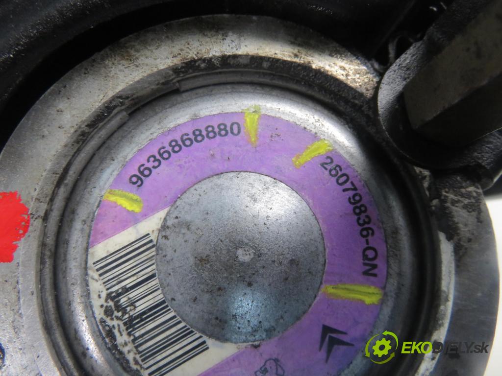 PEUGEOT 206 liftback (2A/C) HB 2002 440,00 1.1 i - HFX (TU1JP) 1124,00 Pumpa servočerpadlo 9636868880 ; 26079836QN (Servočerpadlá, pumpy riadenia)