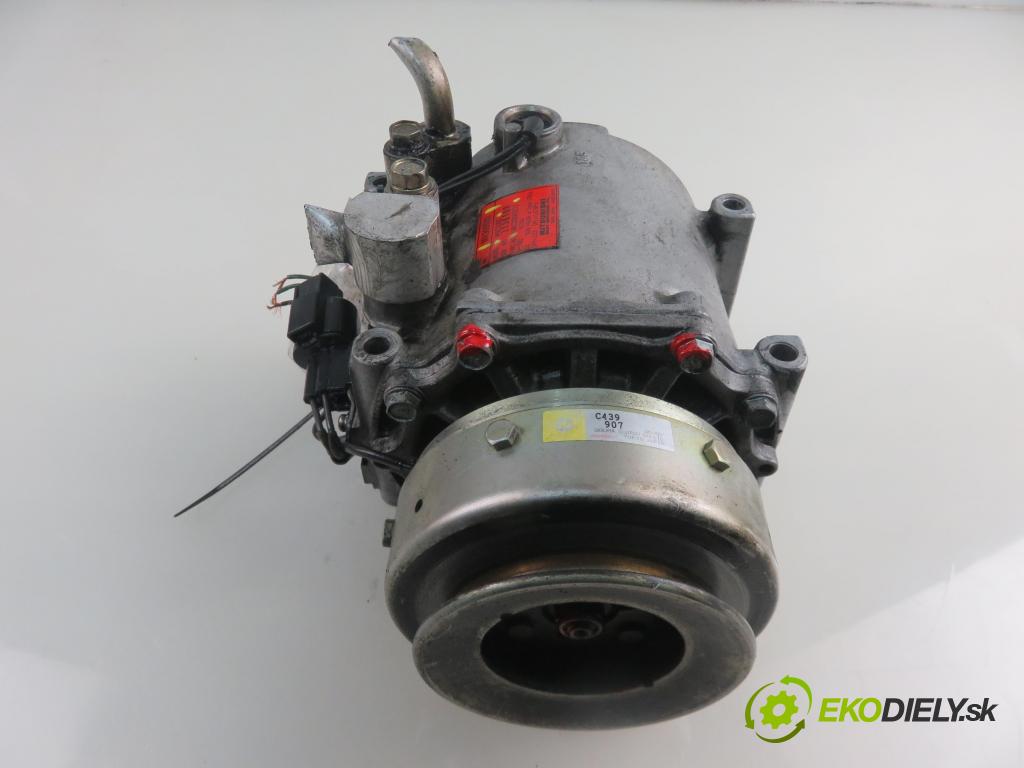 MITSUBISHI PAJERO SPORT I (K7_, K9_) SUV 1999 73,00 2.5 TD (K94W) 99 - 4D56 T 2477,00 KOMPRESOR: klimatizácie MR360532 ; AKC200A551J ; MSC105C (Kompresory klimatizácie)