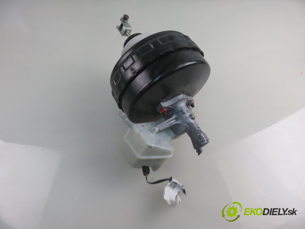 MERCEDES-BENZ KLASA C T-Model (S204) KOMBI 2009 100,00 C 200 CDI (204.207) - OM 646.811 2148,00 Posilovač 2044301130 ; 03774763014 (Servočerpadlá, pumpy riadenia)