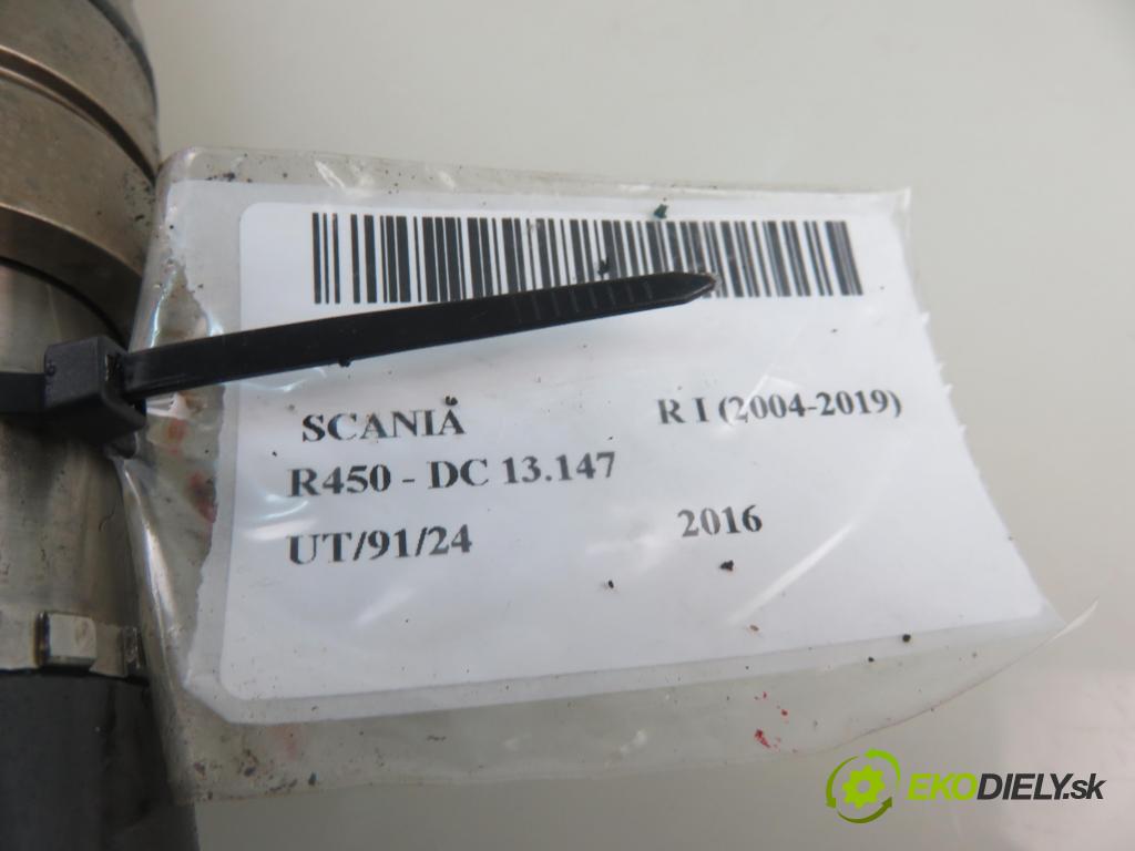 SCANIA R I CIĄGNIK SIODŁOWY 2016 331,00 R450 R6 - DC 13.147 euro6 12742,00 vstrekovač 2057401 (Vstrekovače)