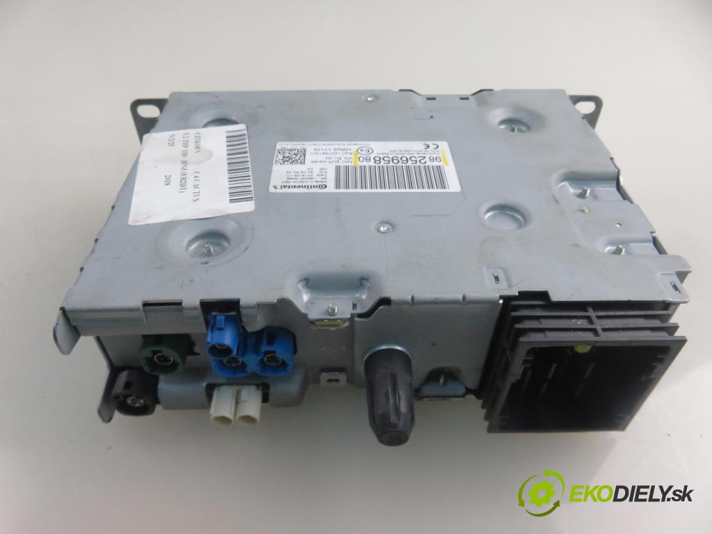 CITROEN C4 CACTUS CROSSOVER 2018 81,00 1.2 THP 110 - HNZ (EB2DT) 1199,00 RADIO 9825695880