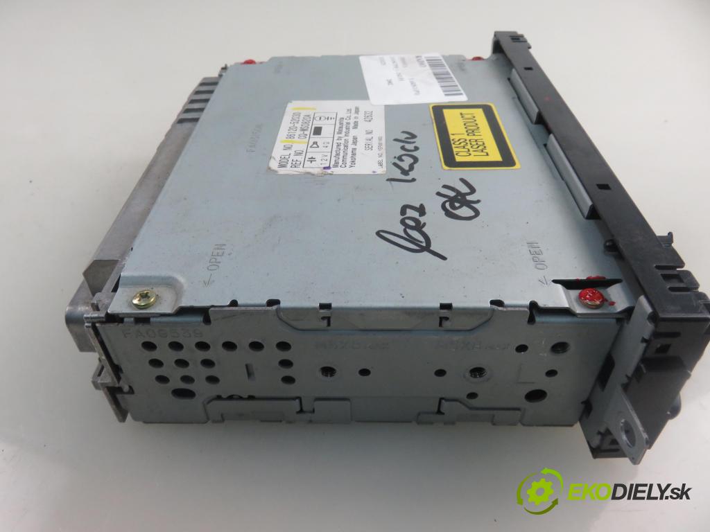 TOYOTA YARIS (_P1_) HB 2002 50,00 1.0 VVT- i 68 - 1SZ-FE 998,00 RADIO CD 8612052030