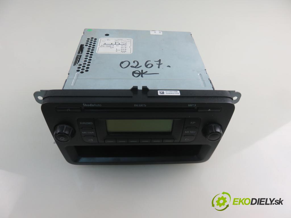 SKODA FABIA II (542) HB 2011 44,00 1.2 - CHFA 1198,00 RADIO CD 5J0035152A