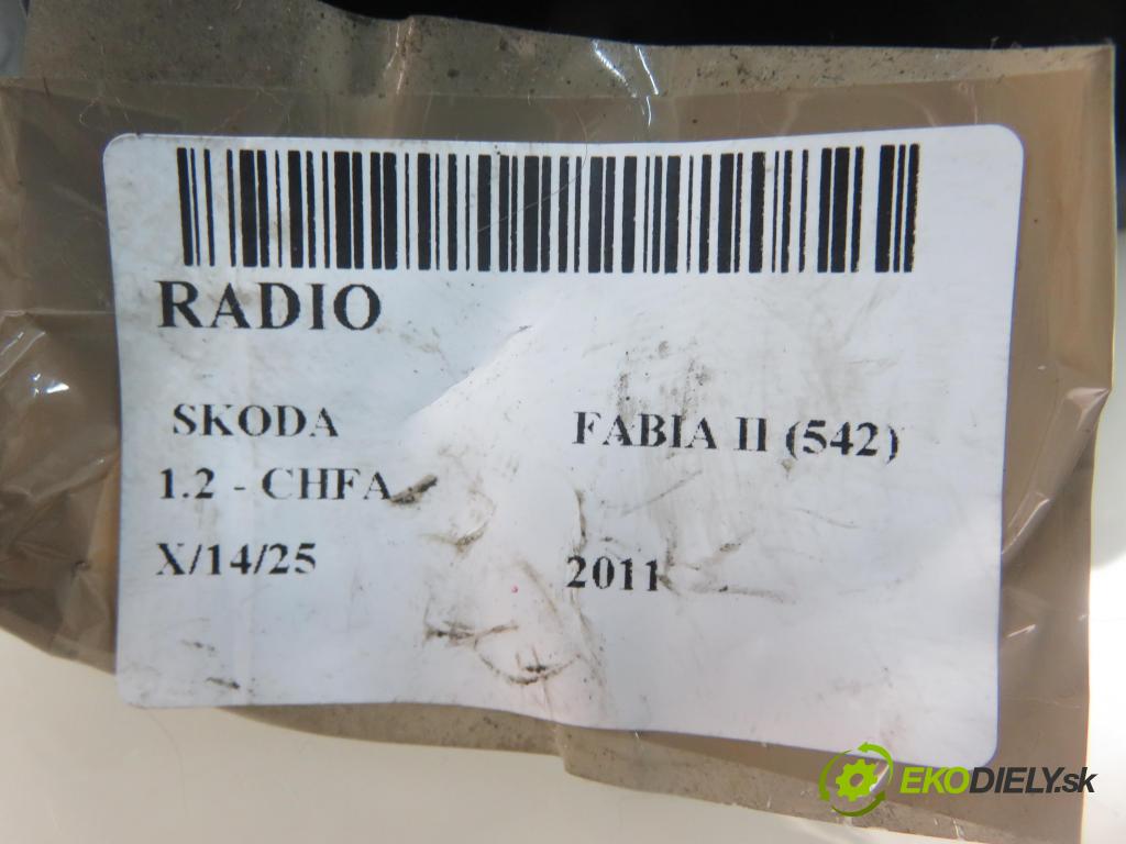 SKODA FABIA II (542) HB 2011 44,00 1.2 - CHFA 1198,00 RADIO CD 5J0035152A