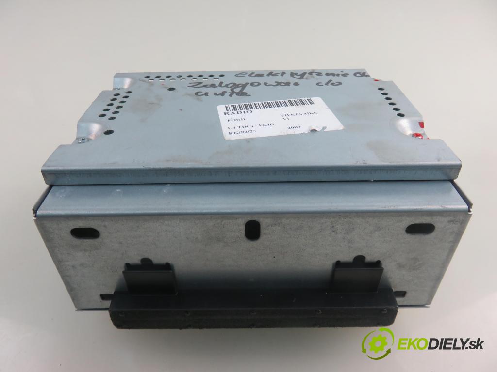 FORD FIESTA VI (CB1,CCN) HB 2009 50,00 1.4 TDCi 68 8V - F6JD 1399,00 RADIO 8A6T18C815BP