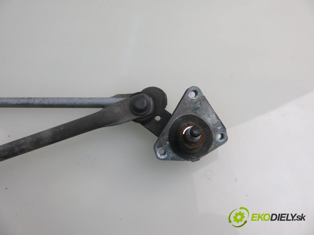 TOYOTA COROLLA Liftback (_E11_) LIFTBACK 2001 63,00 1.4 (EE111_) - 4E-FE 1332,00 Mechanizmus stieračov predný  (Motorčeky stieračov predné)