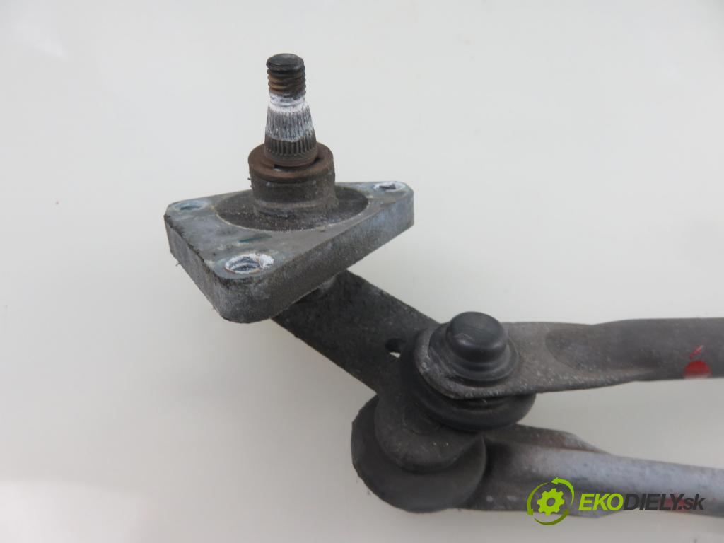 TOYOTA COROLLA Liftback (_E11_) LIFTBACK 2001 63,00 1.4 (EE111_) - 4E-FE 1332,00 Mechanizmus stieračov predný  (Motorčeky stieračov predné)