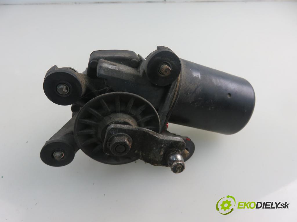TOYOTA COROLLA Liftback (_E11_) LIFTBACK 2001 63,00 1.4 (EE111_) - 4E-FE 1332,00 motorek stěračů PŘEDNÍ: 8511002060