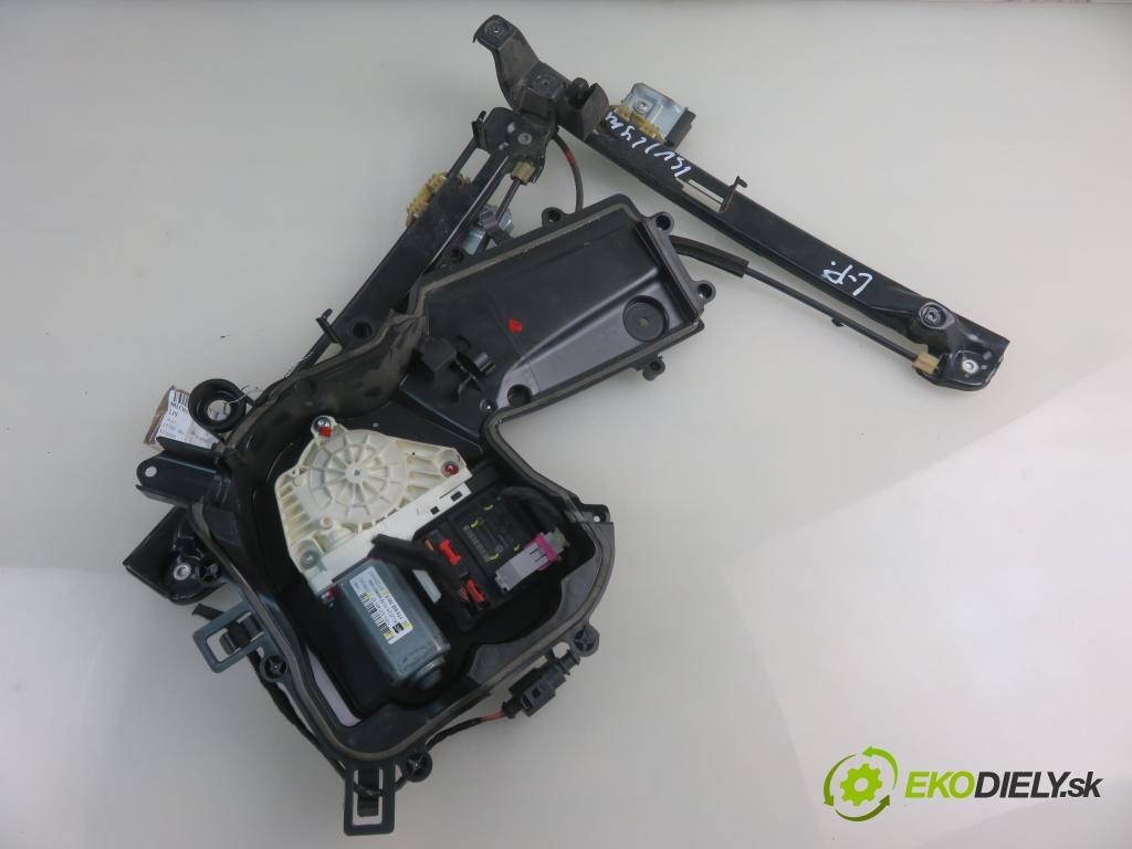 SEAT LEON (1P1) HB 2006 77,00 1.9 TDI - BLS 1896,00 mechanismus oken 1P0837401D ; 1K0959793L ; 1P0867435