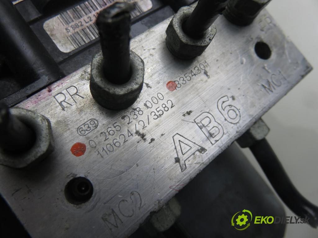 OPEL MERIVA B nadwozie wielkoprzestrzenne (MPV) (S10) MINIVAN 2011 74,00 1.4 - A 14 XER 1398,00 Pumpa ABS 0265950820 ; 0265238000 (Pumpy ABS)