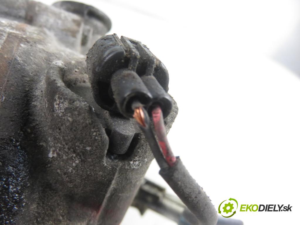 OPEL MERIVA B nadwozie wielkoprzestrzenne (MPV) (S10) MINIVAN 2011 74,00 1.4 - A 14 XER 1398,00 KOMPRESOR: klimatizácie 401351739 ; 13250608 (Kompresory klimatizácie)