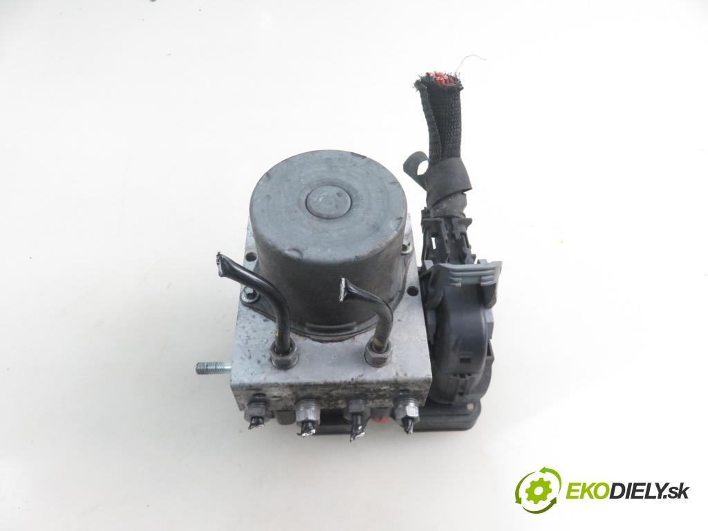 IVECO DAILY VI Furgon FURGON 2020 100,00 3.0 NaturalPower 136 - F1CFA401C 2998,00 Pumpa ABS 10R0514182 ; 0265956519 (Pumpy ABS)