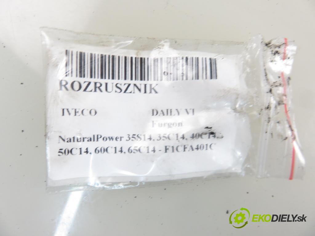 IVECO DAILY VI Furgon FURGON 2020 100,00 3.0 NaturalPower 136 - F1CFA401C 2998,00 Štartér 0001109306 ; 69502571 (Štartéry)
