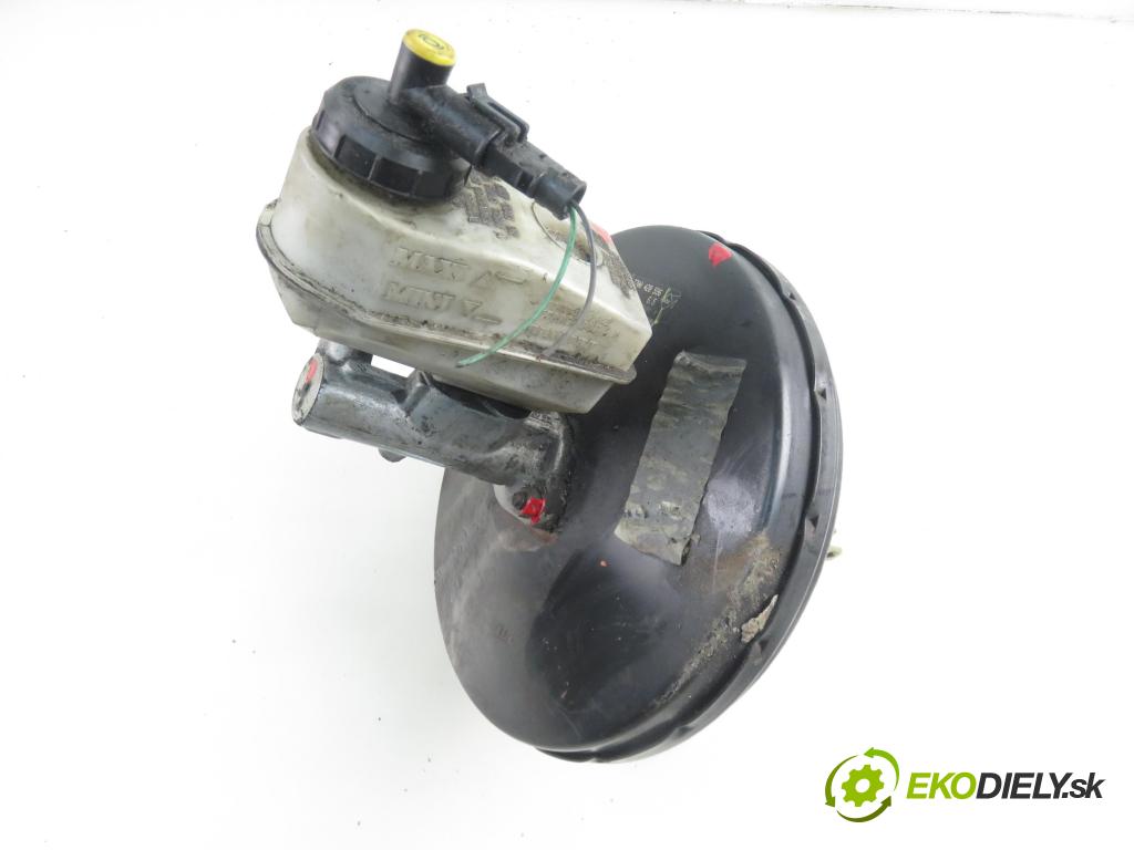 RENAULT MEGANE I (BA0/1_) HB 2002 79,00 1.6 16V 107 - K4M 700 1598,00 Posilovač 7700428596 ; 03776251014 (Servočerpadlá, pumpy riadenia)