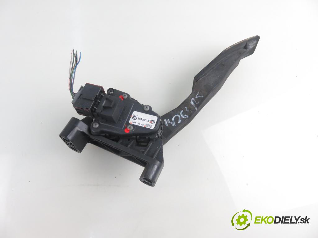 OPEL ASTRA G liftback (T98) HB 1999 55,00 1.7 DTI 16V - Y 17 DT 1686,00 Potenciometer plynu 9157998BK ; 6PV00811200 (Pedále)