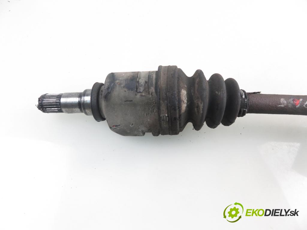 TOYOTA COROLLA Liftback (_E11_) LIFTBACK 2001 63,00 1.4 (EE111_) - 4E-FE 1332,00 Poloos LP