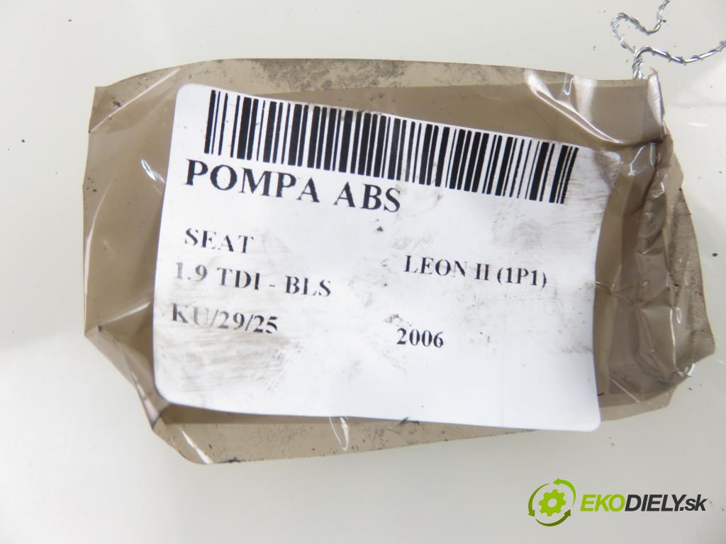 SEAT LEON (1P1) HB 2006 77,00 1.9 TDI - BLS 1896,00 Pumpa ABS 1K0907379P ; 10097003153 (Pumpy ABS)