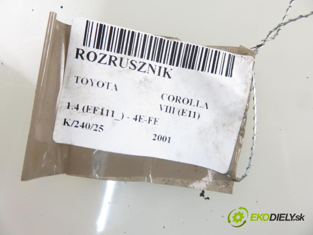 TOYOTA COROLLA Liftback (_E11_) LIFTBACK 2001 63,00 1.4 (EE111_) - 4E-FE 1332,00 Štartér 0001107088 (Štartéry)