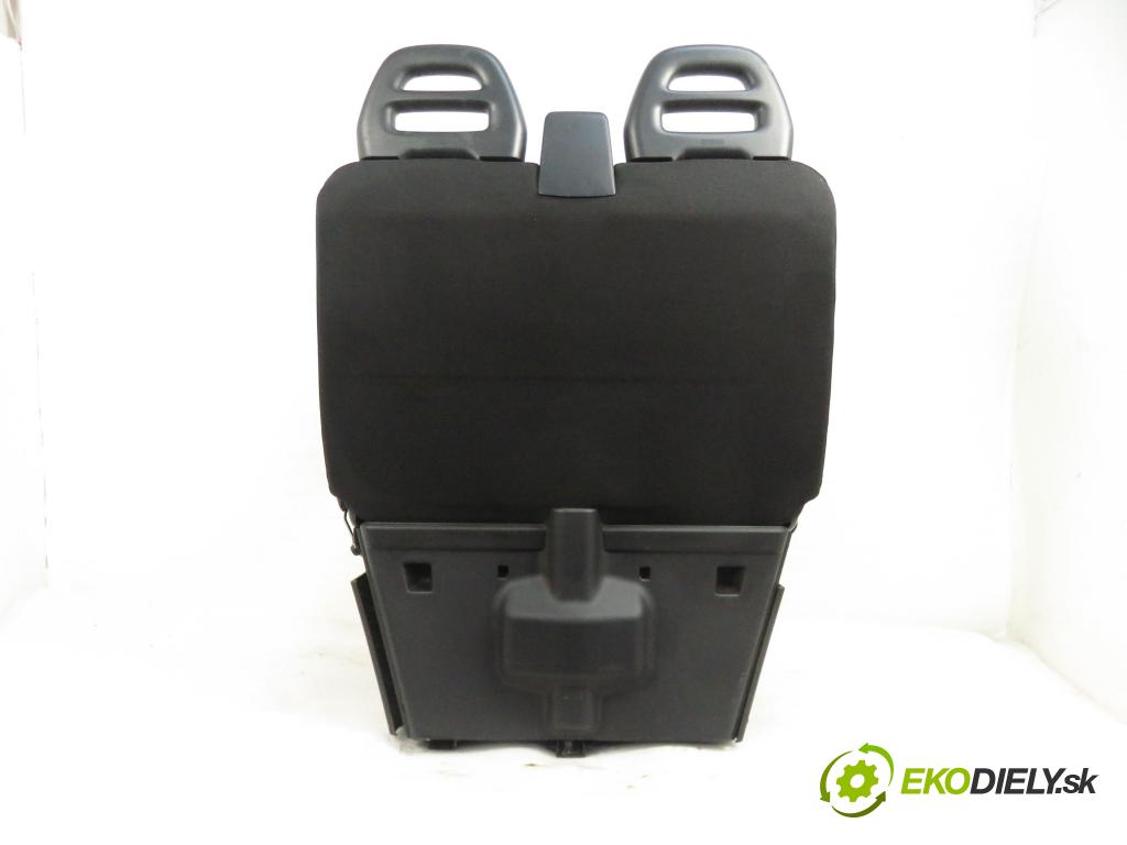 IVECO DAILY VI Furgon FURGON 2020 100,00 3.0 NaturalPower 136 - F1CFA401C 2998,00 Sedadlo CESTUJÚCI/PP 