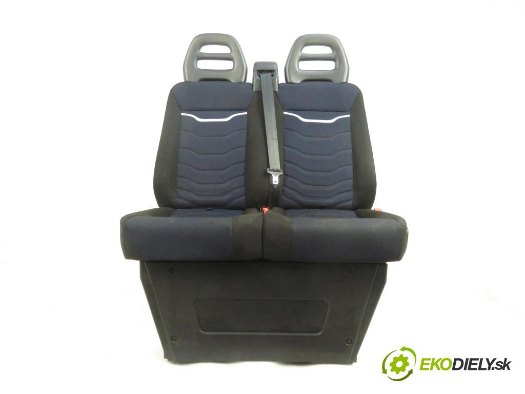 IVECO DAILY VI Furgon FURGON 2020 100,00 3.0 NaturalPower 136 - F1CFA401C 2998,00 Sedadlo CESTUJÚCI/PP