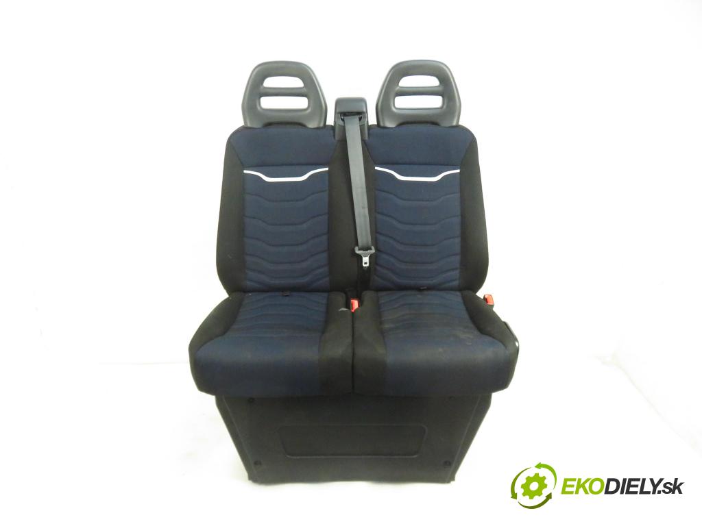 IVECO DAILY VI Furgon FURGON 2020 100,00 3.0 NaturalPower 136 - F1CFA401C 2998,00 Sedadlo CESTUJÚCI/PP