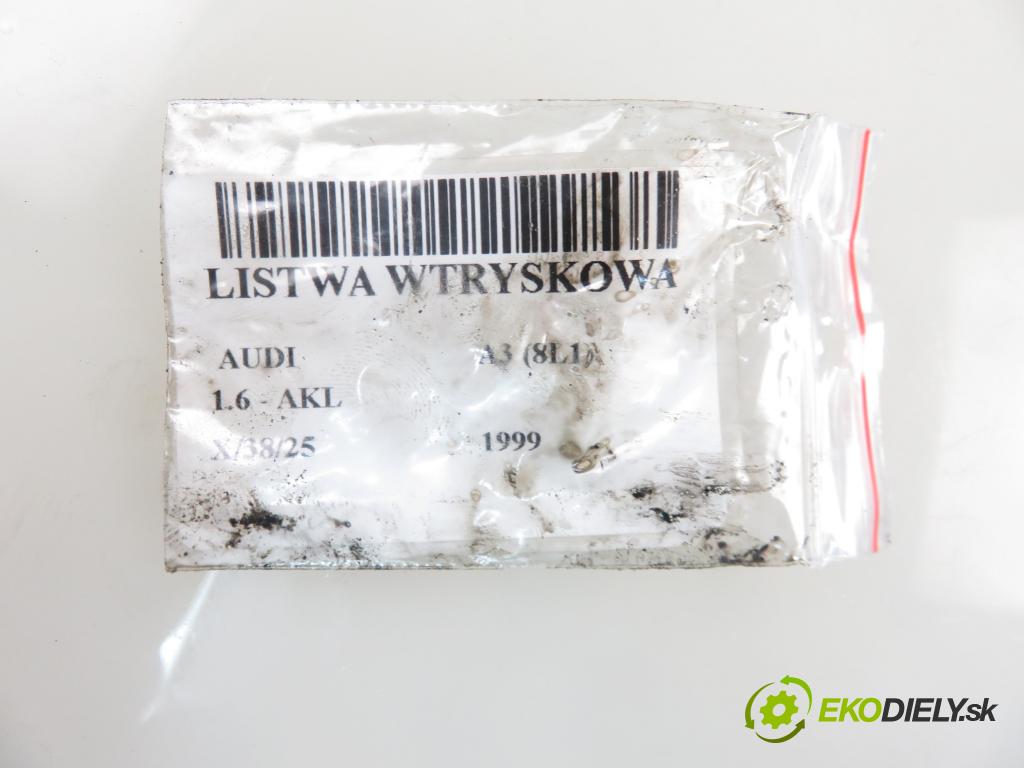 AUDI A3 (8L1) HB 1999 74,00 1.6 - AKL 1595,00 Lišta vstrekovacia 06A133317A ; 037906031AA (Vstrekovacie lišty)