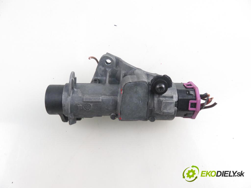 VW GOLF IV (1J1) HB 1999 81,00 1.9 TDI - AHF 1896,00 spinačka 4B0905851C (Spínacie skrinky a kľúče)