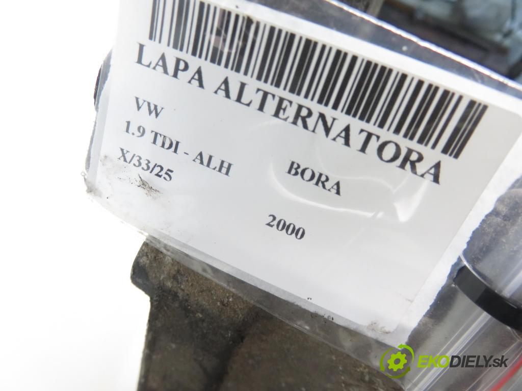 VW BORA (1J2) SEDAN 2000 66,00 1.9 TDI 90 - ALH 1896,00 Uchytenie alternátora 038903143H