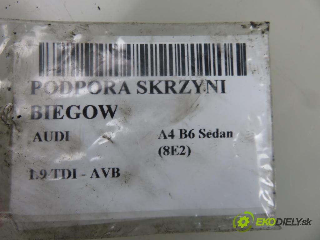 AUDI A4 (8E2, B6) SEDAN 2002 74,00 1.9 TDI PD 101 - AVB 1896,00 uchycení převodovky 8E0399115K