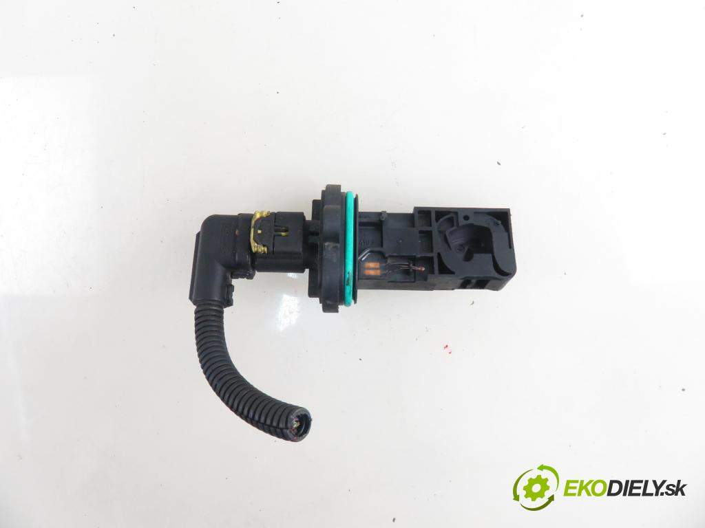 OPEL MERIVA B nadwozie wielkoprzestrzenne (MPV) (S10) MINIVAN 2011 74,00 1.4 - A 14 XER 1398,00 váha vzduchu vzduchu 0280218254 ; 13301682