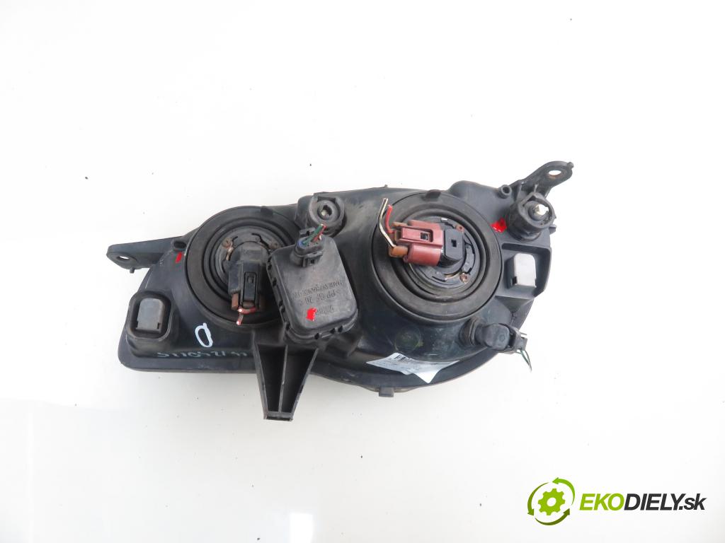 TOYOTA COROLLA Liftback (_E11_) LIFTBACK 2001 63,00 1.4 (EE111_) - 4E-FE 1332,00 světlo PP 89003462