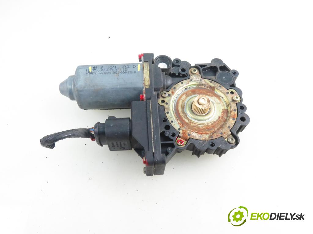 VW POLO (6N2) HB 2001 55,00 1.4 TDI - AMF 1422,00 motorek sťahovaní oken PP 6N3959802D