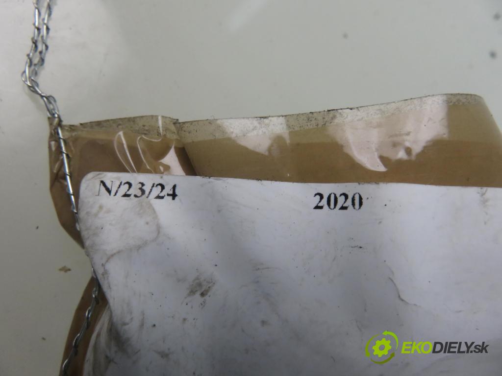 IVECO DAILY VI Furgon FURGON 2020 100,00 3.0 NaturalPower 136 - F1CFA401C 2998,00 Posilovač 0204051883 ; 504269884 (Servočerpadlá, pumpy riadenia)