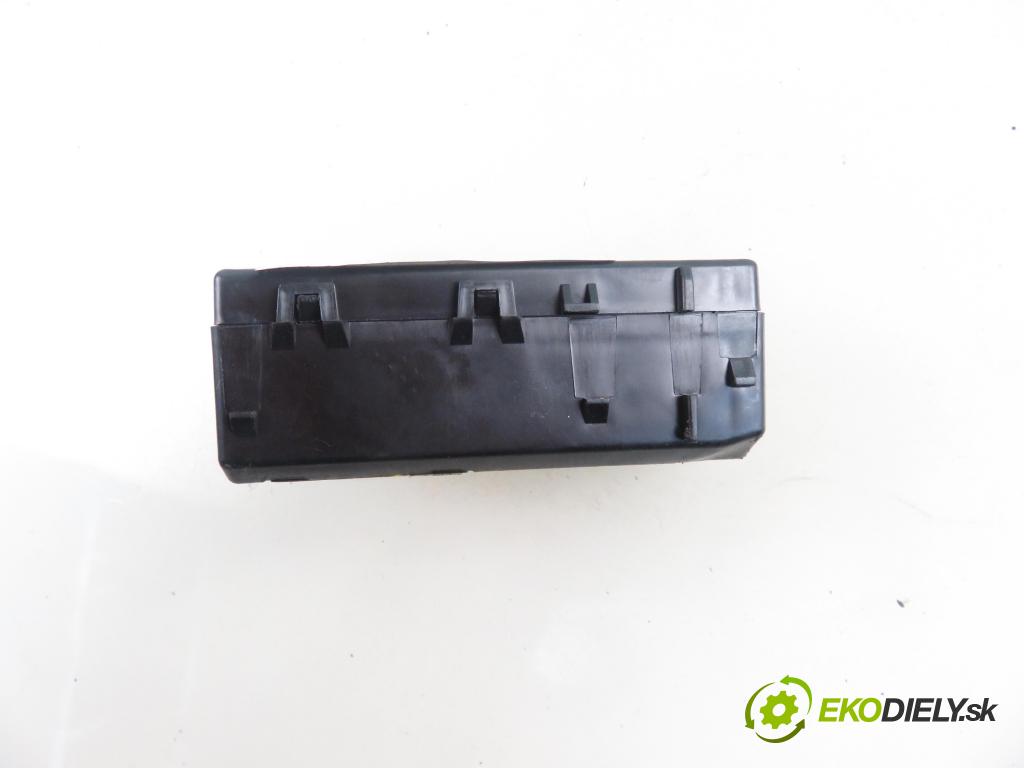 FORD S-MAX II (CJ, WA6) MINIVAN 2016 132,00 2.0 TDCi 180 - T8CJ 1997,00 MODUL KEYLESS F2GT18D816BD